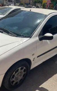 206 صندوقدار  v8 مدل ۹۷