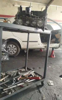 اجاره دهنه گاراج بلوار شیهد دشتی لب بلوار ک 84