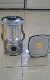 چراغ اضطراری   لامپ همراه جعبه