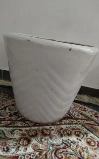 گلدان سفید سرامیکی