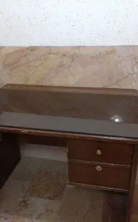 میز تحریر کار کامپیوتر ....