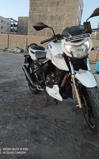 آپاچی 200