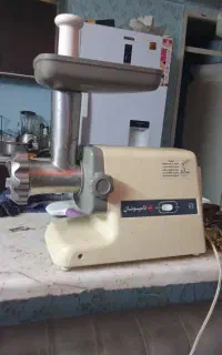 چرخگوشت ناسیونال
