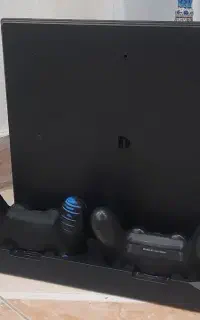 Ps4 pro با دو دسته اورجینال + فن و استند