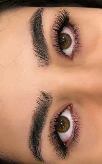 اکستنشن مژه، لیفت مژه و ابرو فقط با هزینه مواد