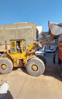 خدمات لودر و کمپرسی رستمی