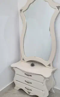 آینه و کنسول