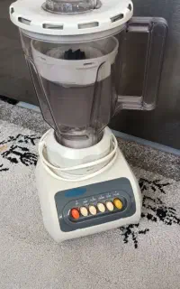 آسیاب و مخلوط کن در حد نو