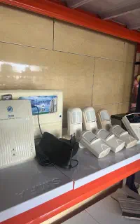 دزد گیر و چشم و تلفن کننده