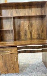 میز تحریر بزرگ