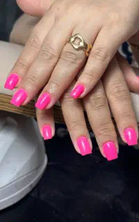 خدمات ناخن