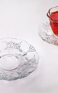 ظروف شیشه ایی فقط فقط ۱۰۰ تومن