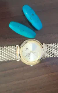 ساعت وسنگ فیروزه