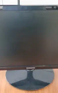 دو عدد مانیتور سامسونگ 24 و 22 اینچ