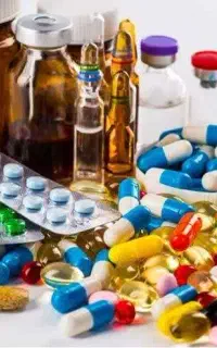 استخدام در داروخانه به همراه اموزش
