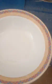 چینی زرین 102 پارچه 12 نفره کامل