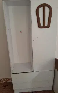 کمد بچه نیاز به تعمیر