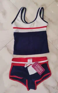 لباس بچگانه