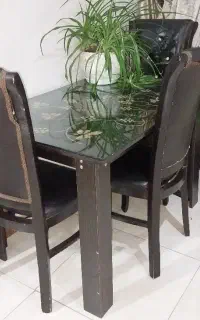 میزناهار خوری ۴نفره