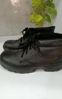 کفش کار ایمنی