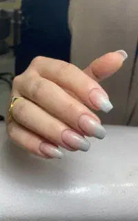 کاشت ناخن ۴۰۰