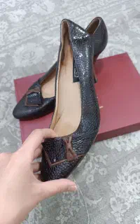کفش پاشنه دار