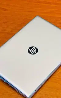 لپ تاپ HP در حد نو