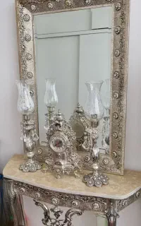 آیینه و شمعدان