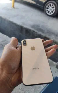 ایفون xs