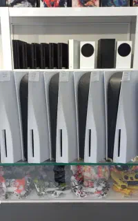 معدن کنسول های ps5 کپی خور مشابه آکبند