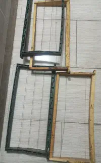 کادر و برگ موم