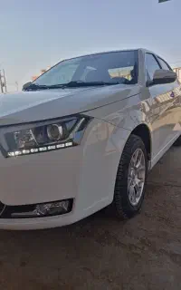 همکار خانم جهت رانندگی با دنا پلاس