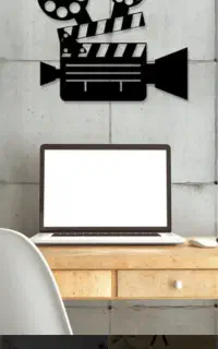 تعدادی همکار خانم آشنا با کامپیوتر و اینترنت