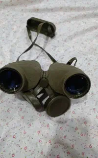 دوربین دوچشمی