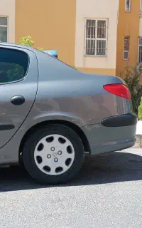 فروش فوری ۲۰۶sd مدل آخر ۹۴ بی رنگ وضربه
