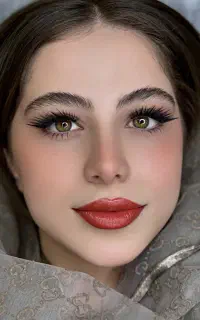 خدمات و آموزش تخصصی اکستنشن مژه و لیفت