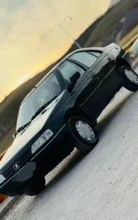 پژو ۸۳مشکی