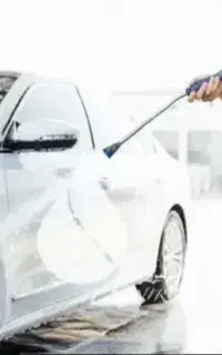 دفتردار خانم برای کارواش