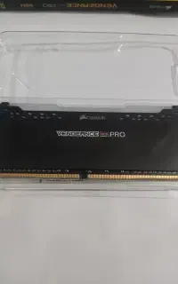 رم تک  Corsair VENGEANCE 16GB 3200MHz CL16 -Black