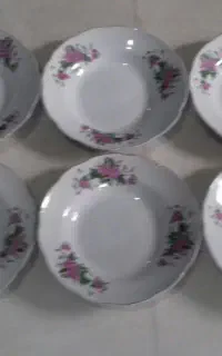 6 عدد خورشت خوری گل سرخی قدیمی