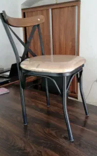 صندلی کف فوم لهستانی