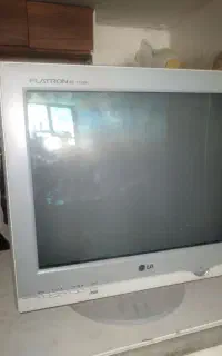 کیس ومانیتور