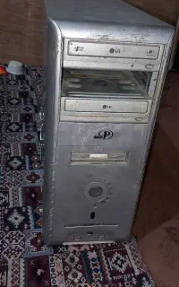 کیس کامپیوتر