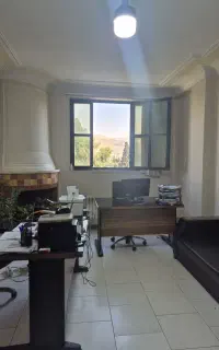 آپارتمان ۱۱۰ متری ۲ خوابع اردیبهشت شرقی