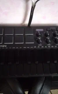 میدی کنترلر مدل AKAI MPK Mini MK3
