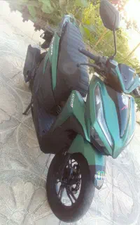 کلیک مدل ۹۹ کویر s2 سالم