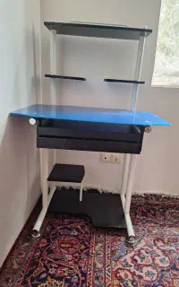 میز تحریر و کامپیوتر نو (با تخفیف)