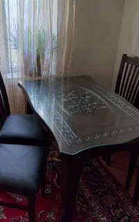 میز غذاخوری چهار نفره