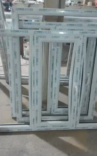 ساخت درب پنجره upvc و توریهای آکاردئون و کشوی ثابت