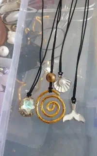 منجوق و گرنبند